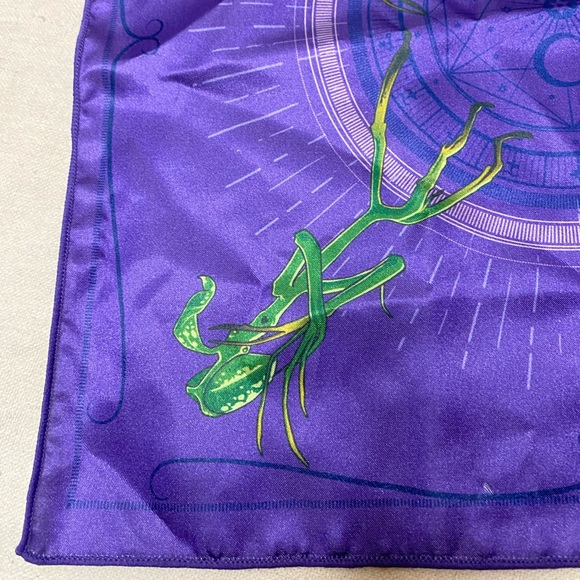Fantastic Beasts Bowtruckle Pocket Square Newt Scamander’s Pickett - Picture 6 of 6